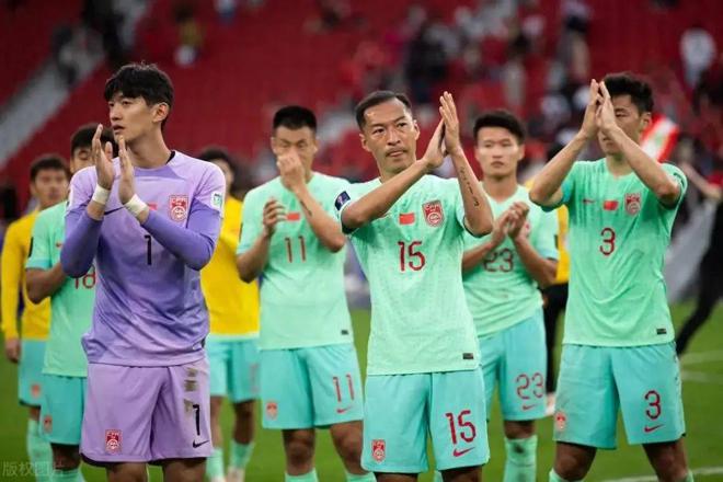 浙江VS大连英博直播_浙江VS大连英博免费无人机航拍视角流_浙江VS大连英博鸟瞰全景图